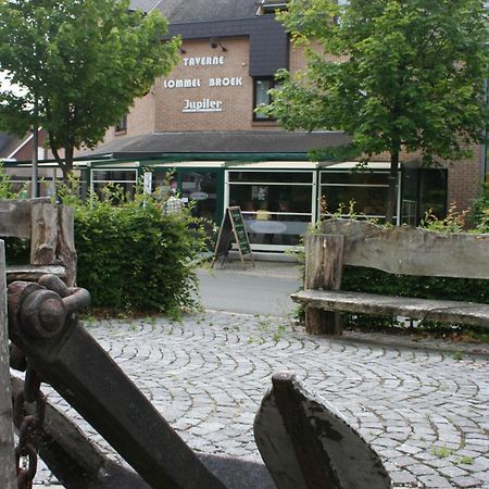 Hotel Lommel Broek Kerkhoven Kültér fotó